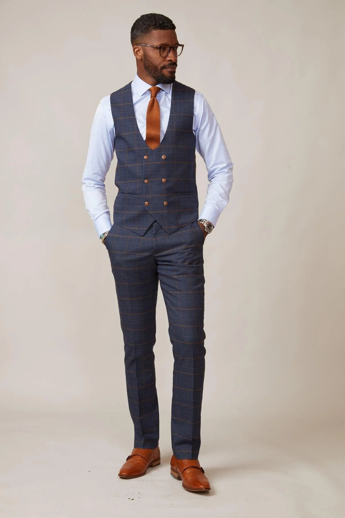 Actor Jamie Lomas in Jenson Marine Check Suit - Image 6