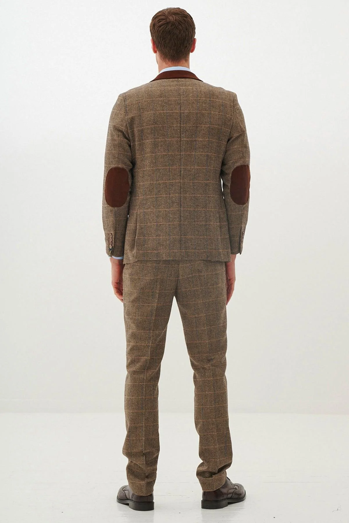 DX7 - Tan Tweed Check Three Piece Suit - Image 6
