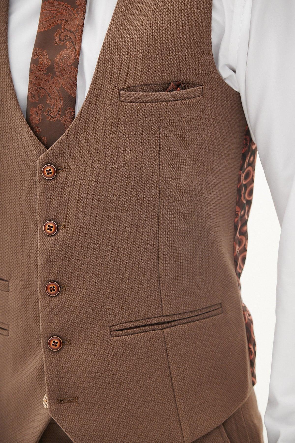 HM5 - Tan Tailored Three Piece Suit - Image 12