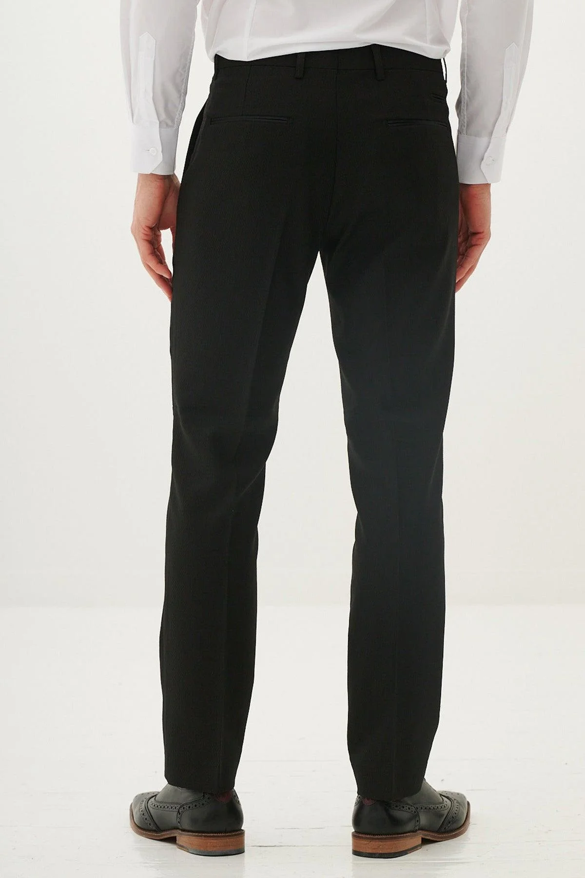 DALTON - Black Tux Lapel Diamond Three Piece Suit - Image 16