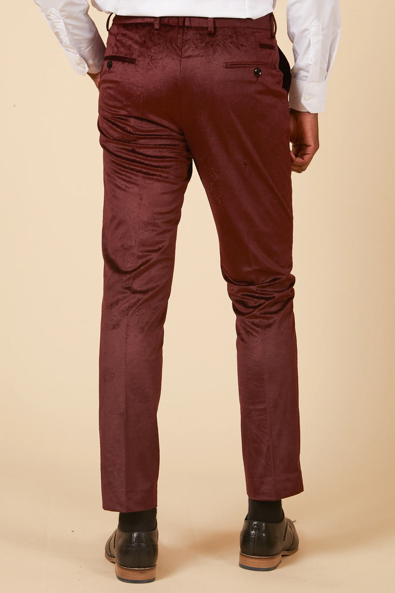 SIMON - Wine Velvet Jacquard Three Piece Suit - Image 9